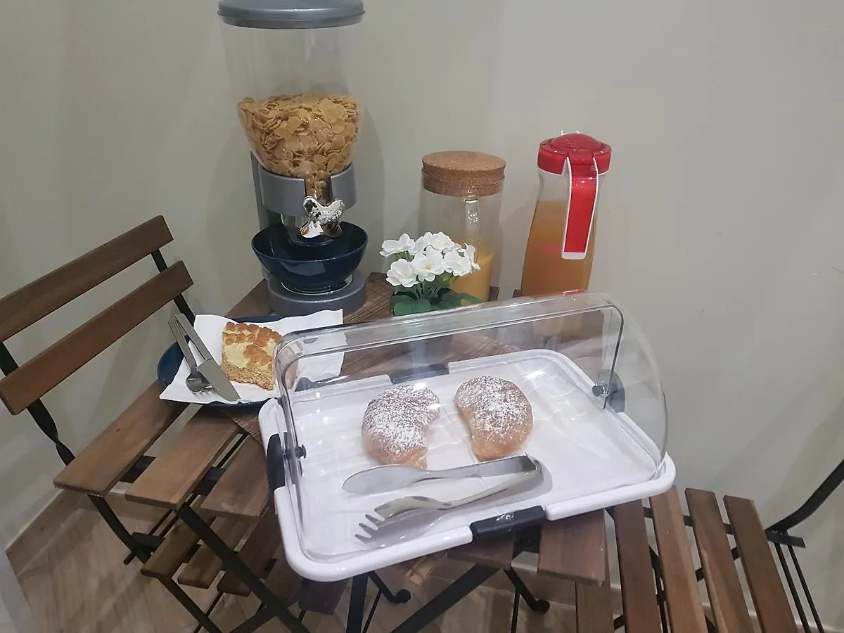B&B Residenza Alba Naples Bed & Breakfast